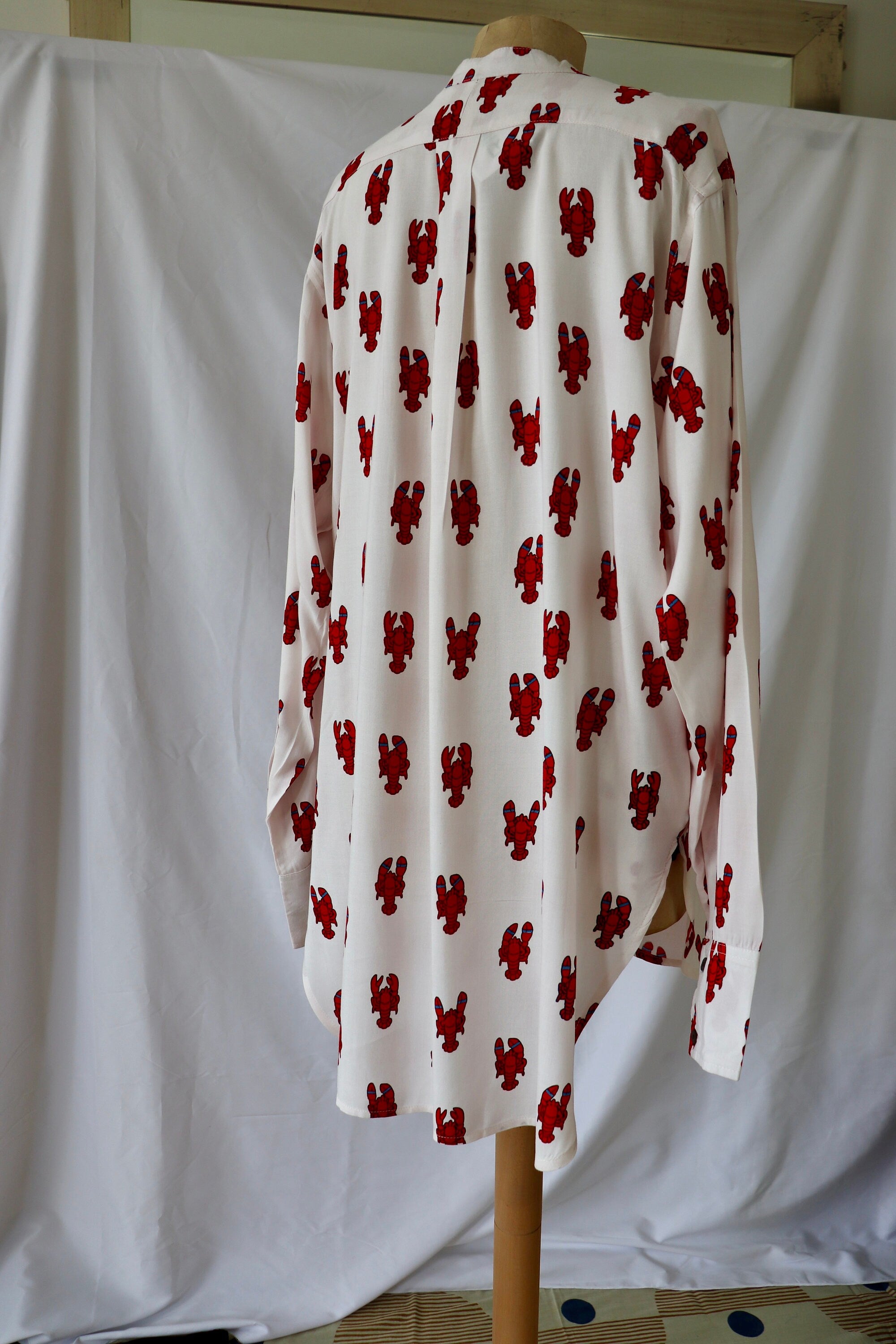 Top  shirt  retro night- shirt white with lobster print