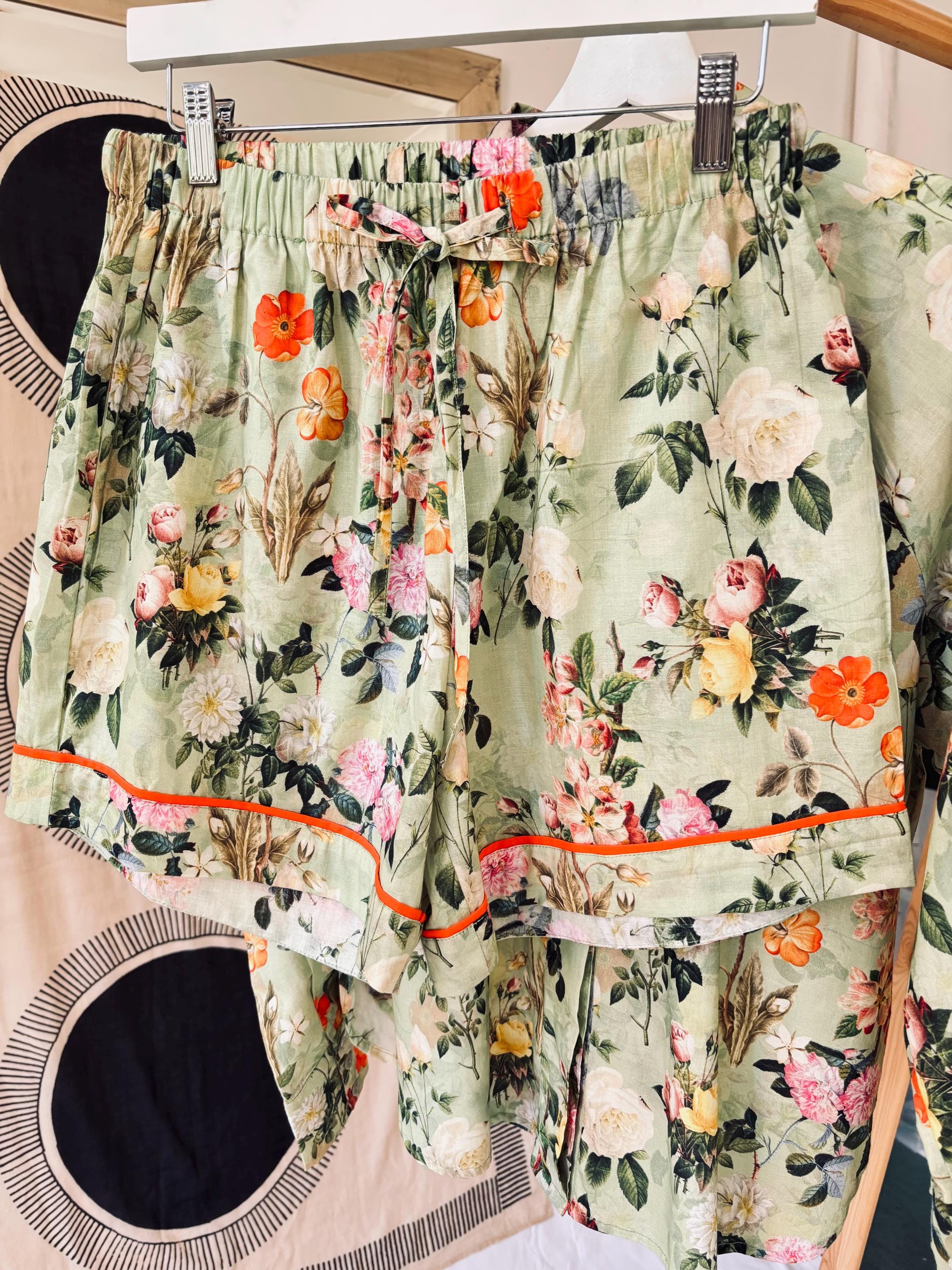 shorts free-size  boxy SHORTS  for coordinate blouses