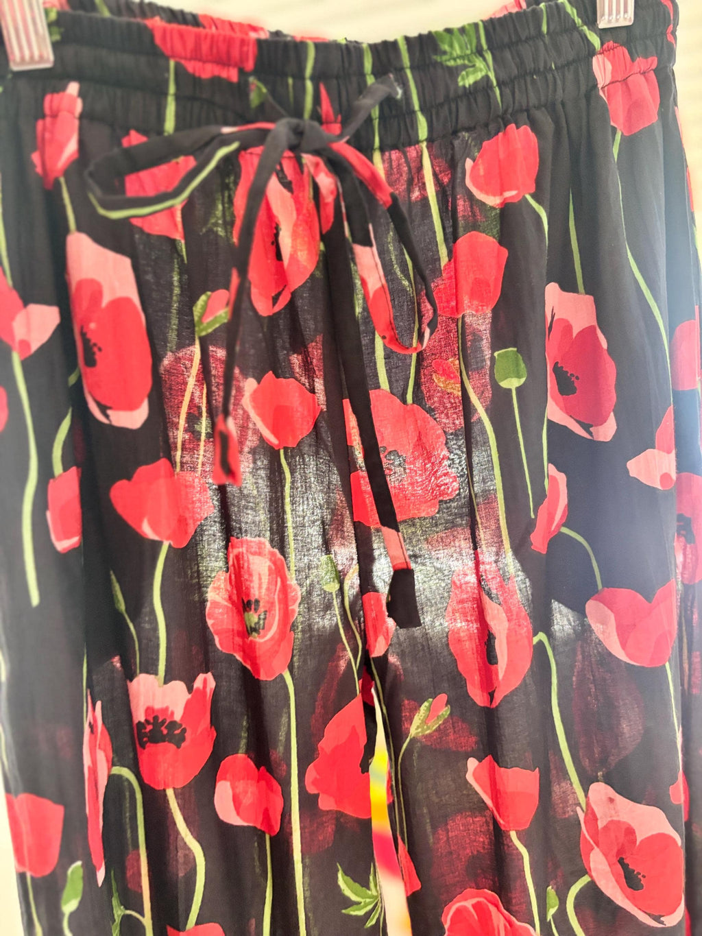 Poppy Print Cotton Pyjama Set: Women's Long Sleeve Sleepwear