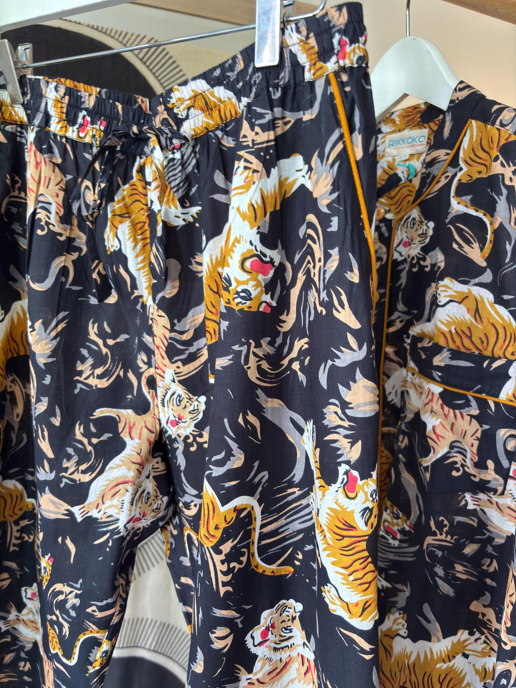 Men's Cotton Tiger Print Pajama Set: Black, Blue, Green