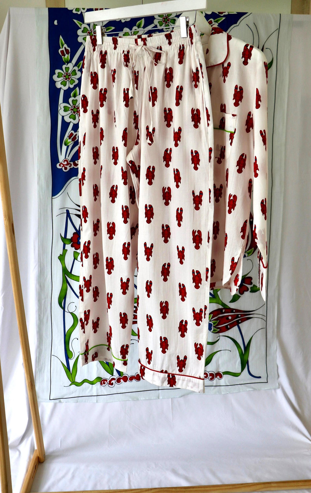 Lobster Print Cotton Pyjama Set: Long Sleeve Coastal Loungewear