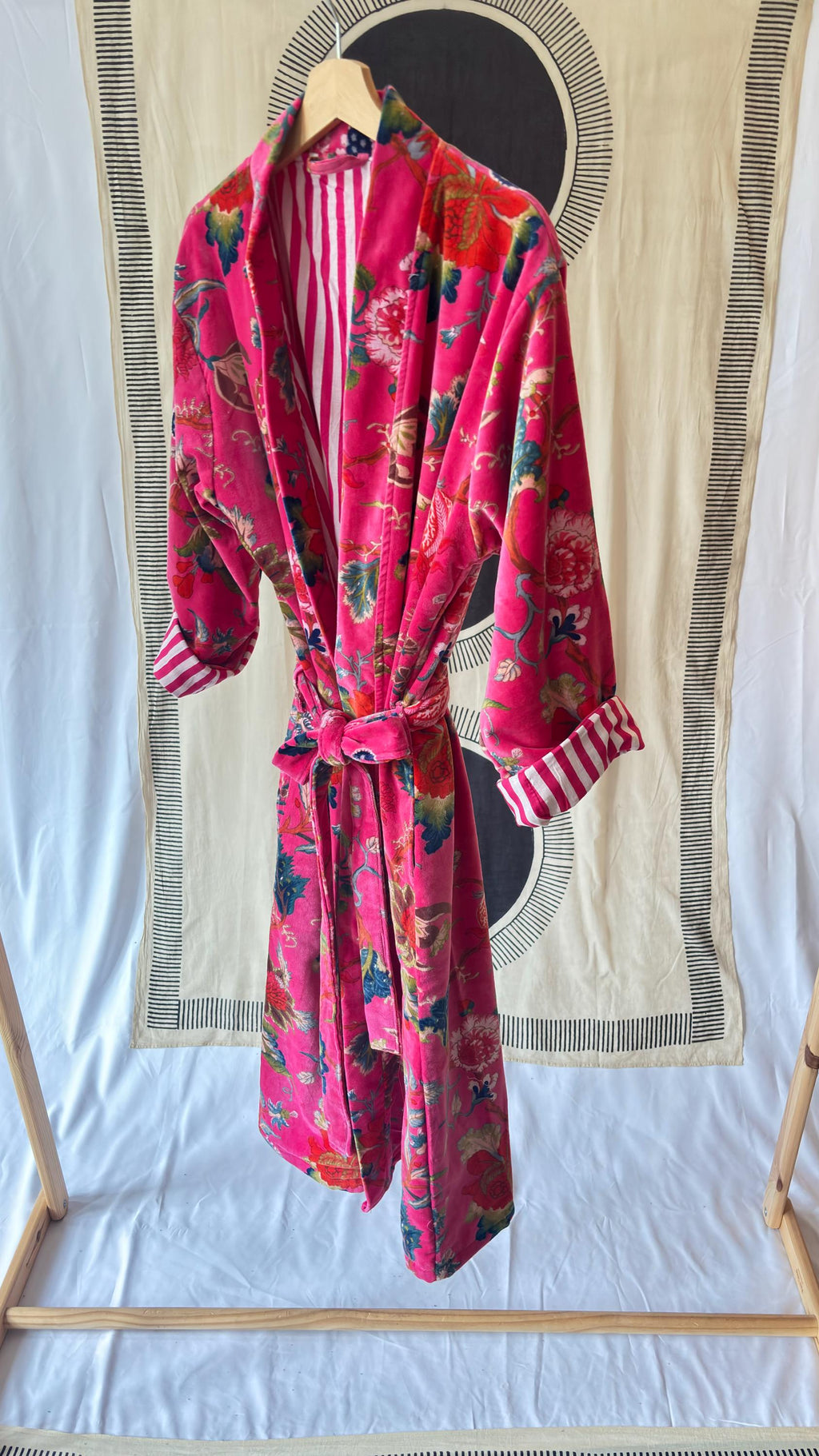 Floral Velvet Kimono Robe: Boho Cotton Gown with Pockets & Belt