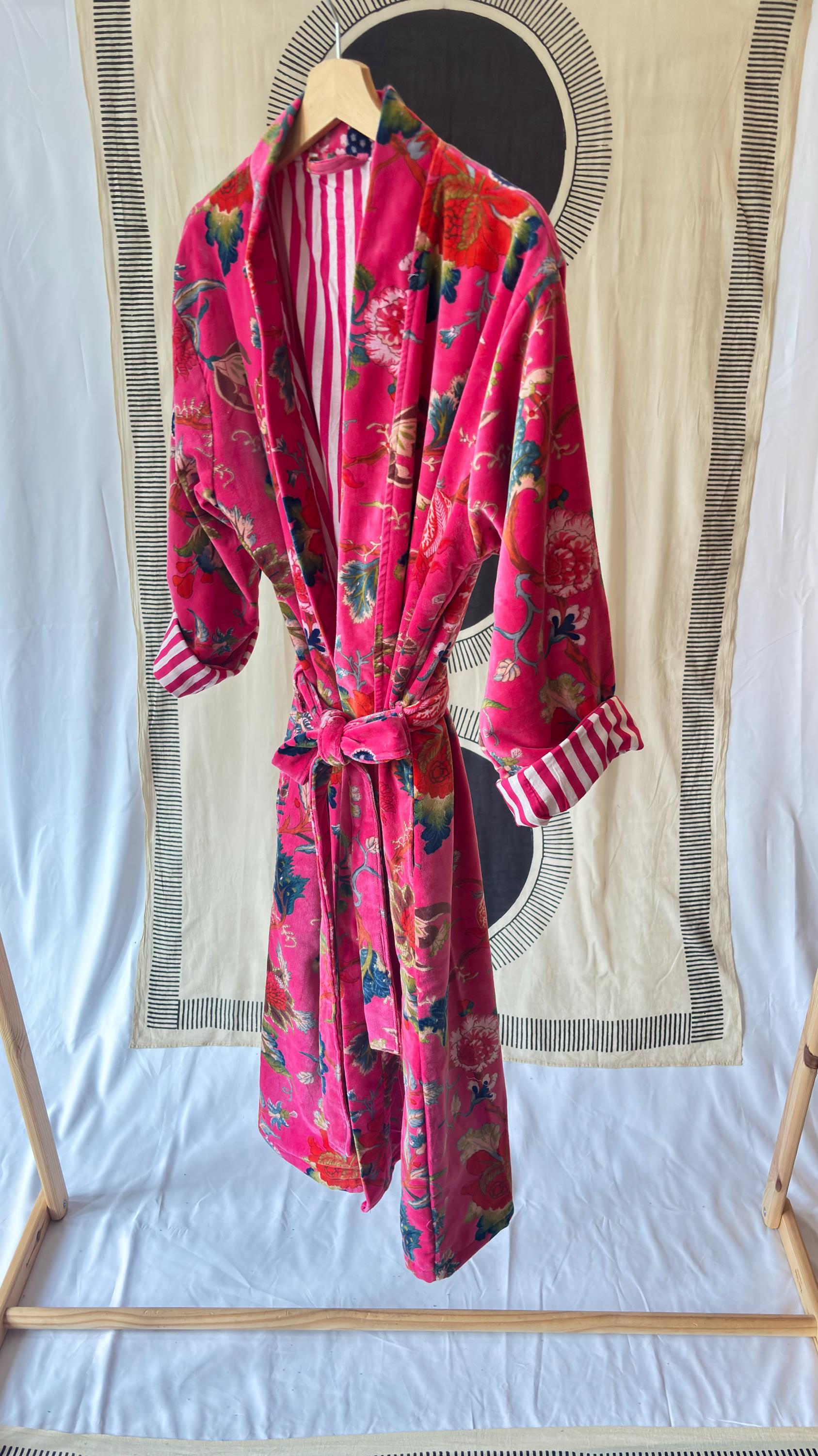 Floral Velvet Kimono Robe: Boho Cotton Gown with Pockets & Belt