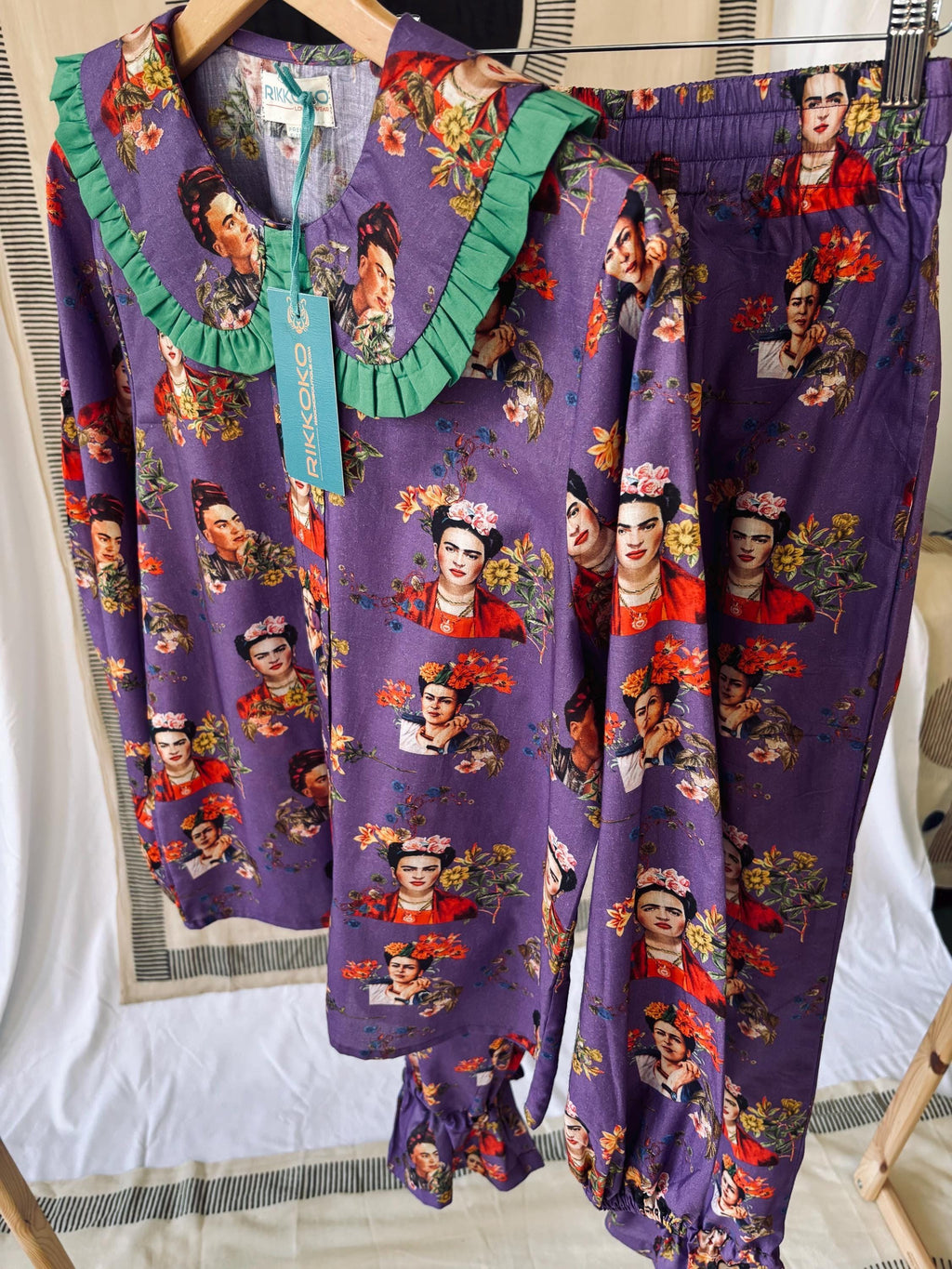Frida Kahlo Print Cotton Pajama Set: Victorian Style Purple Loungewear