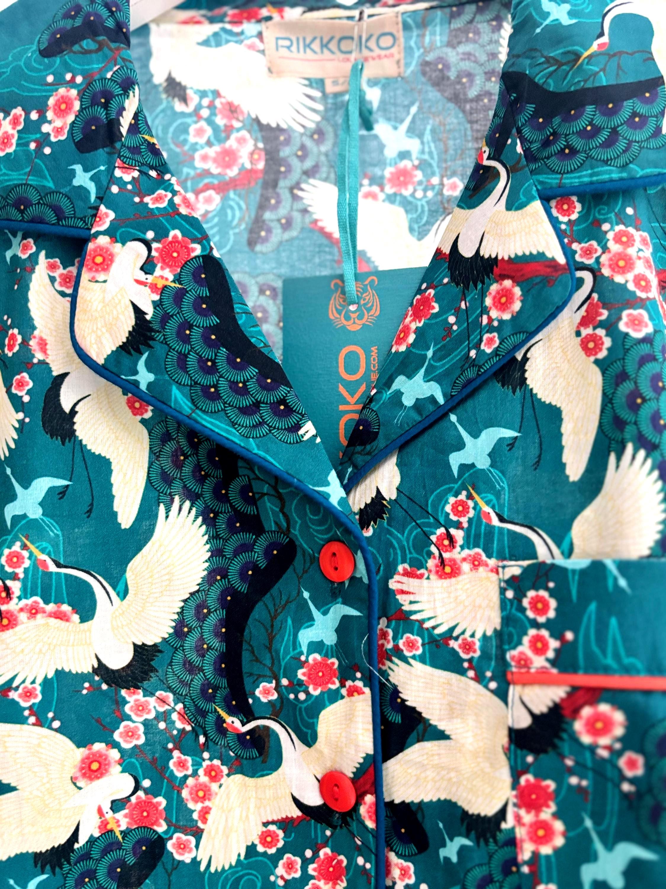 Japanese Print Cotton Pajama Set: Green Serenity with Pockets