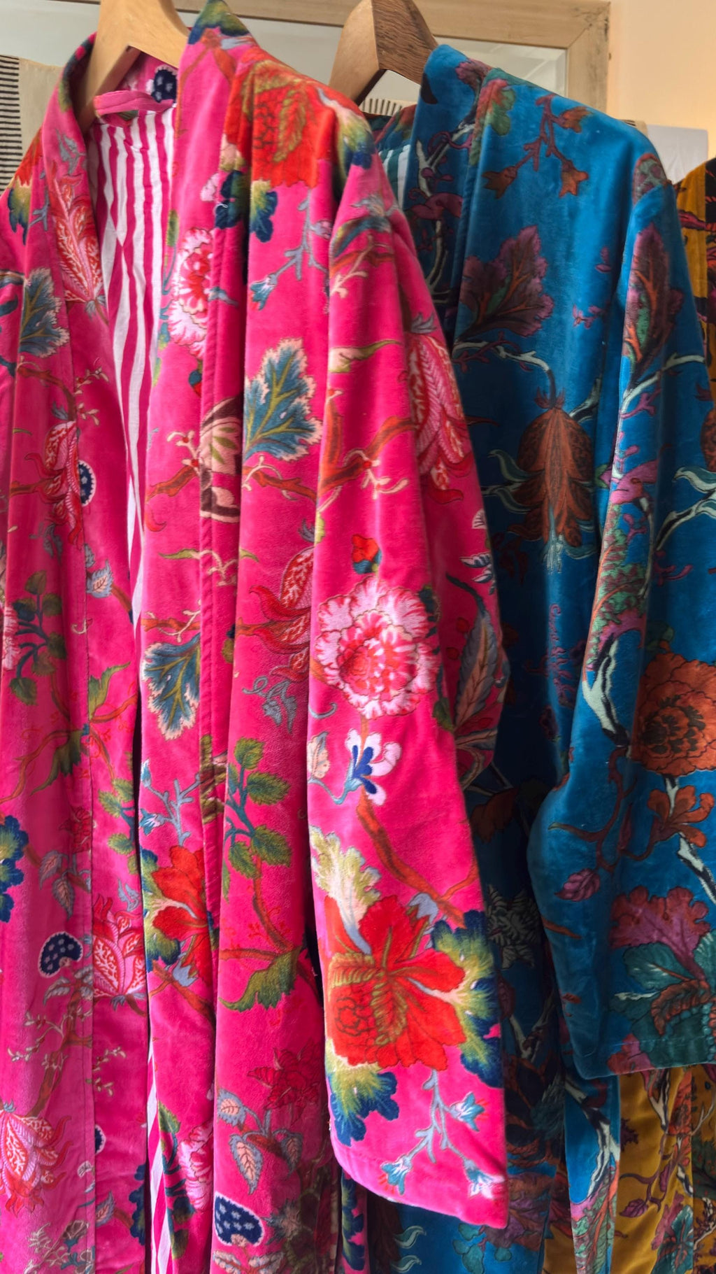 Floral Velvet Kimono Robe: Boho Cotton Gown with Pockets & Belt