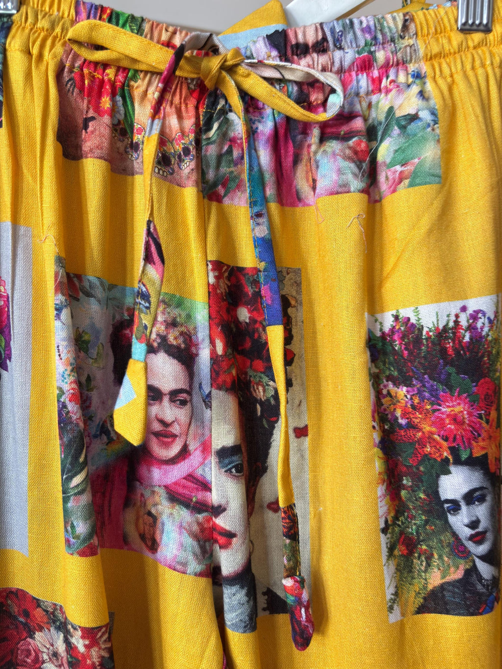 Pyjama woman set made in cotton yellow with Frida  Kahlo print