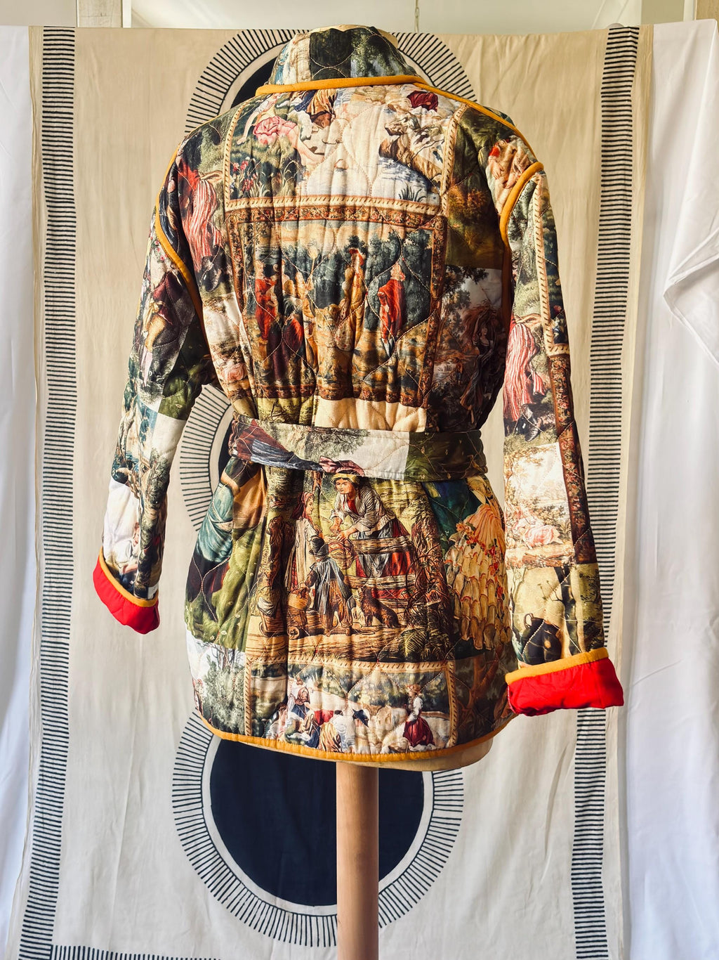 Padded Robe Jacket: Romantic Painting Print, Green/Yellow Piping in cotton and digital print