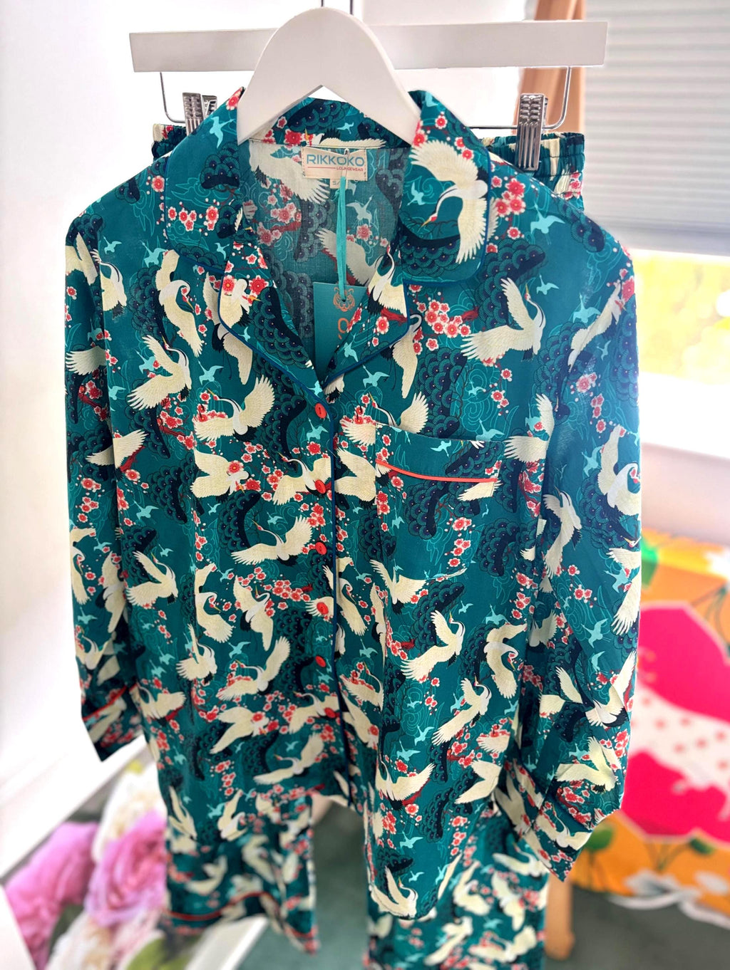 Japanese Print Cotton Pajama Set: Green Serenity with Pockets