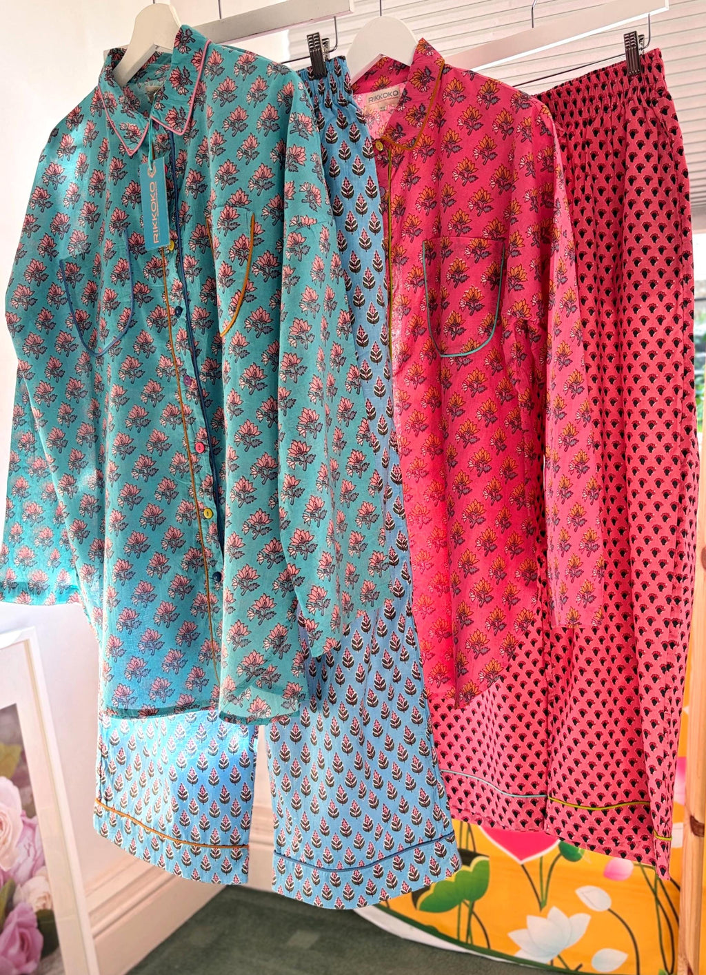 pyjama woman set coordinate  light cotton with yellow  flower on pink base