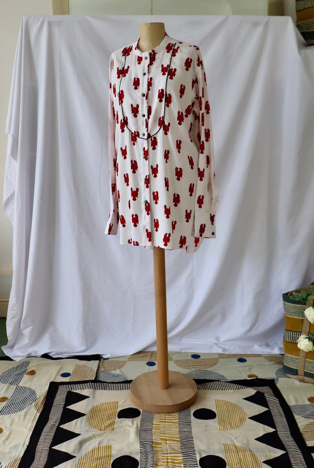 Top  shirt  retro night- shirt white with lobster print