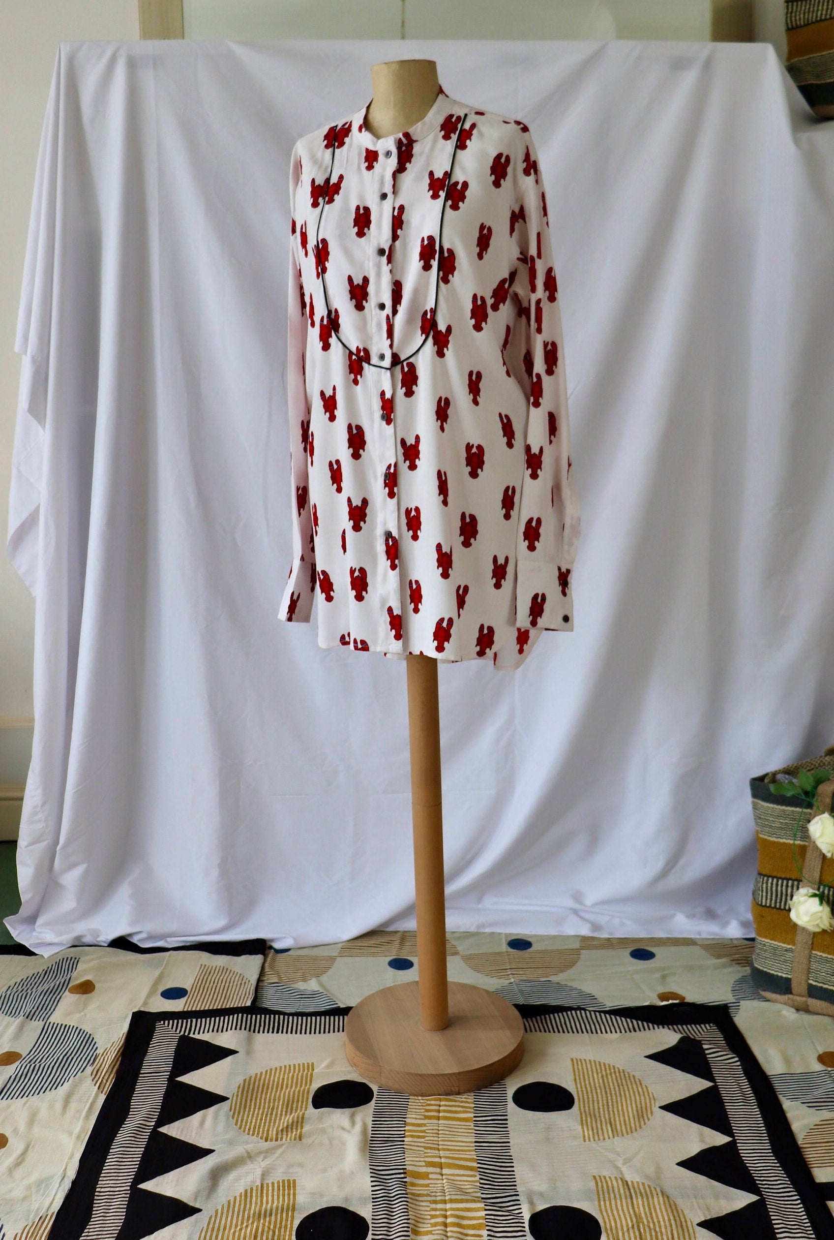 Top  shirt  retro night- shirt white with lobster print