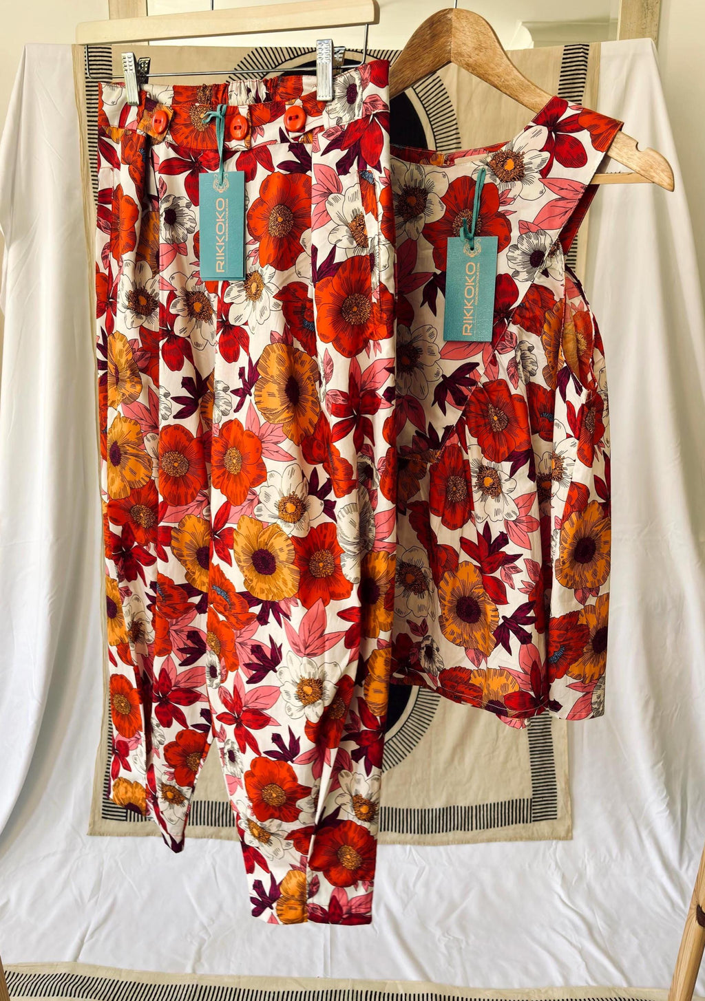 60s Floral Cotton Poplin Set: Sleeveless Top & High-Waisted Pants