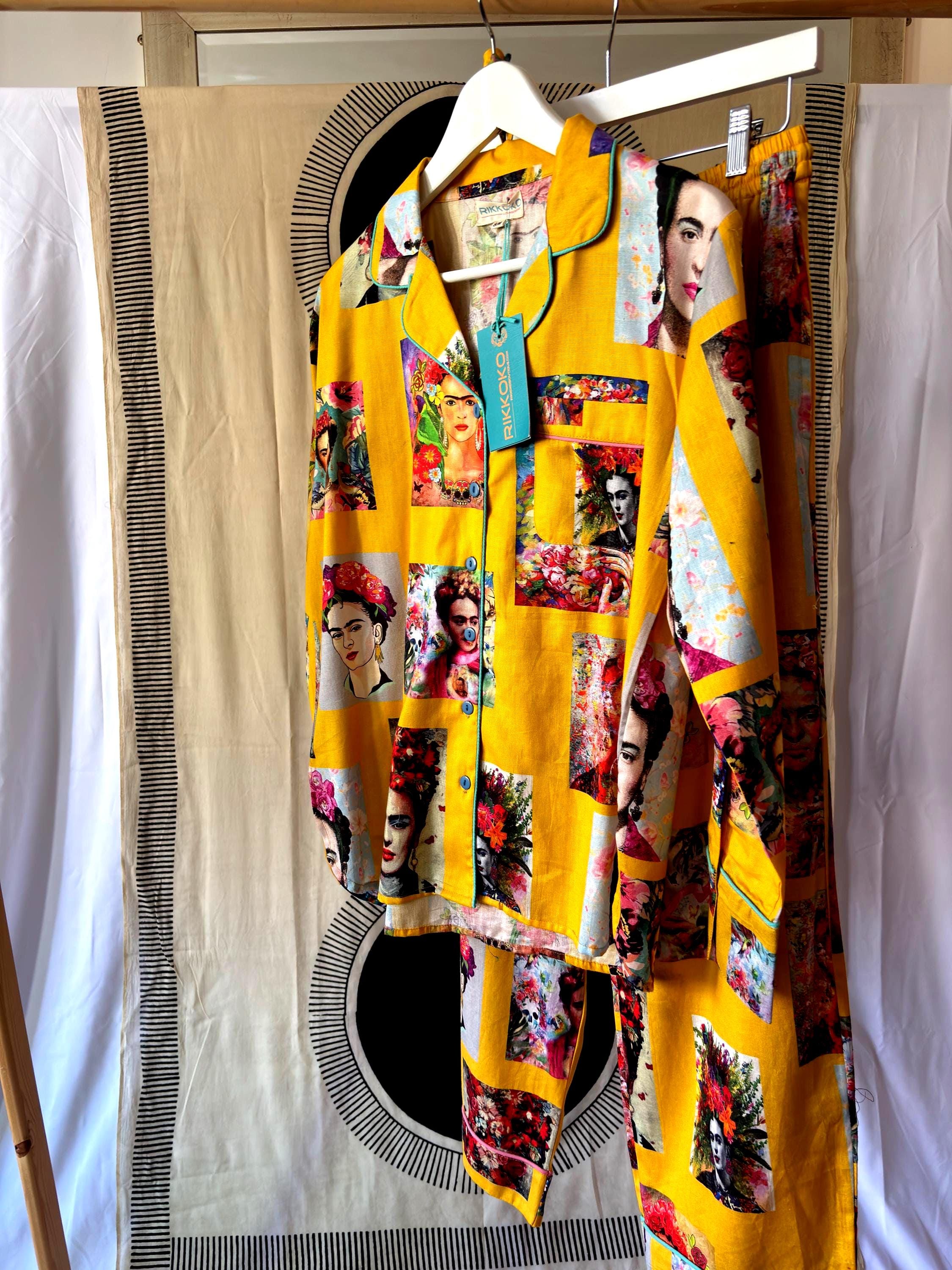 Pyjama woman set made in cotton yellow with Frida  Kahlo print