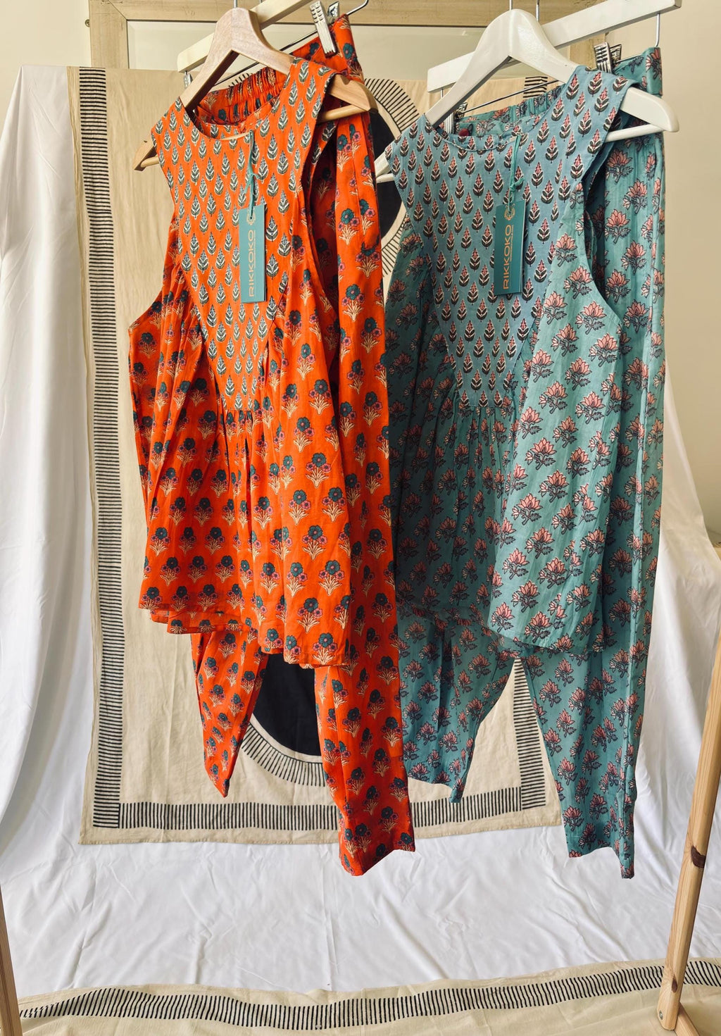 60s Floral Cotton Poplin Set: Sleeveless Top & High-Waisted Pants