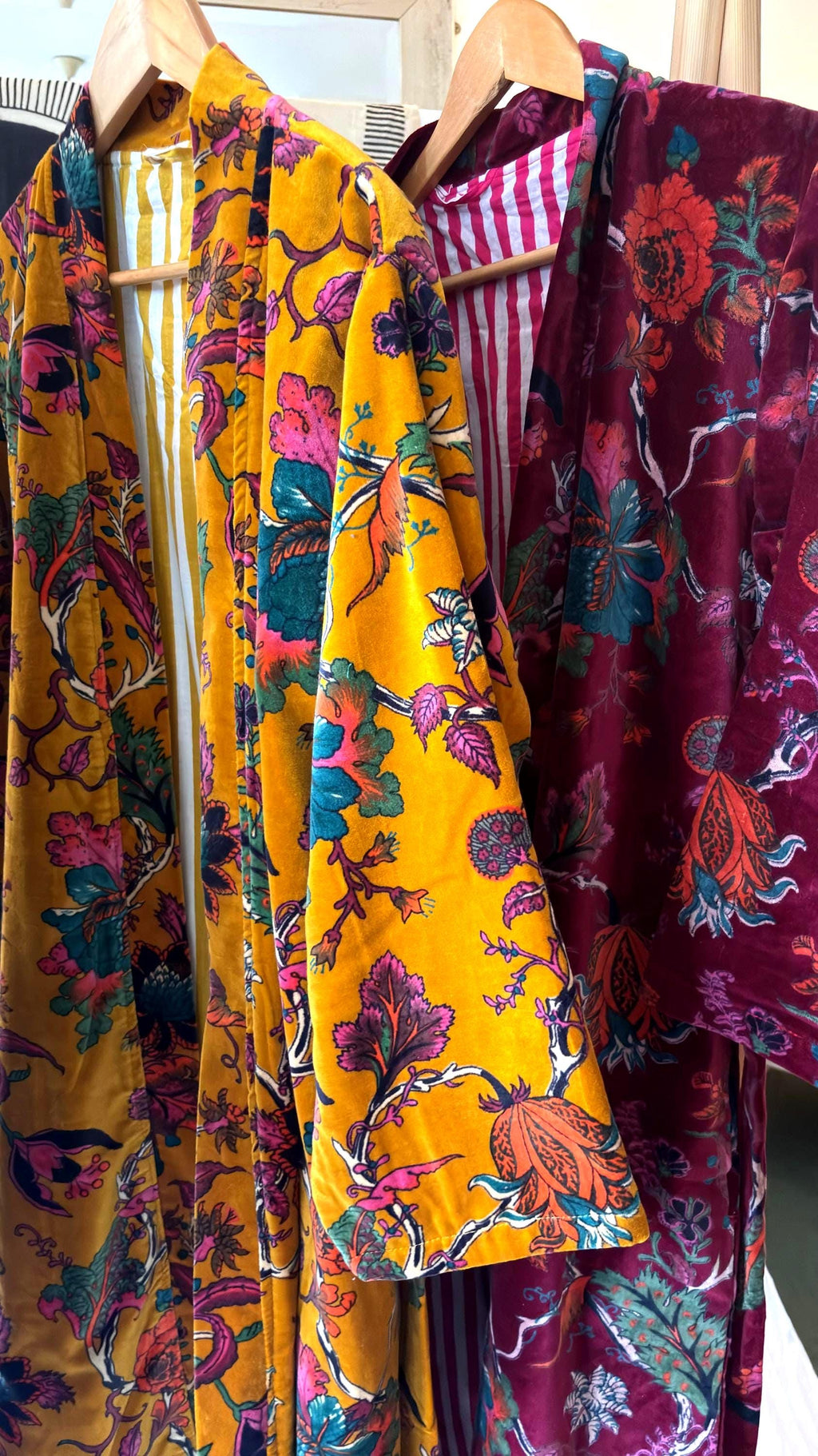 Floral Velvet Kimono Robe: Boho Cotton Gown with Pockets & Belt