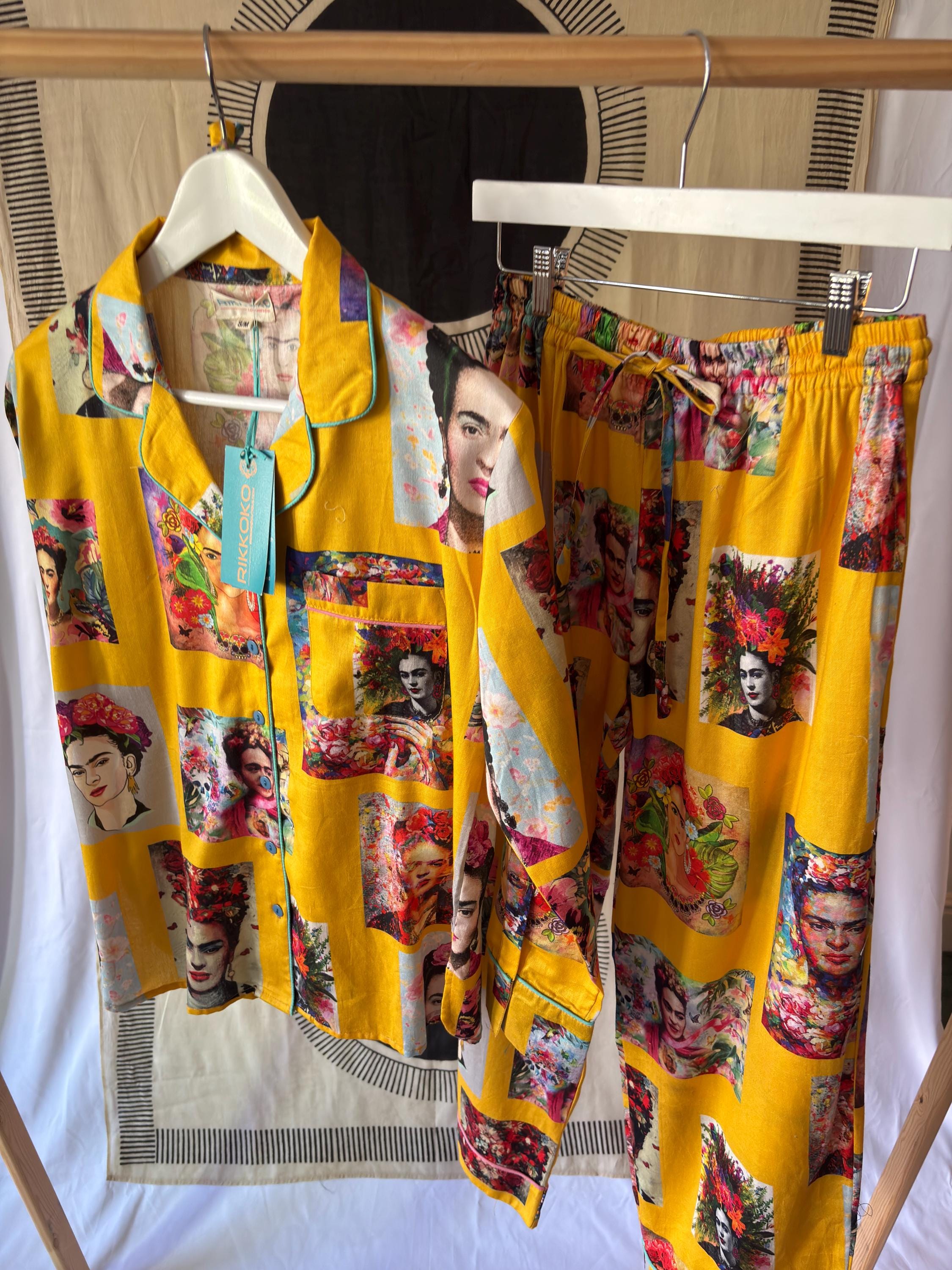 Pyjama woman set made in cotton yellow with Frida  Kahlo print