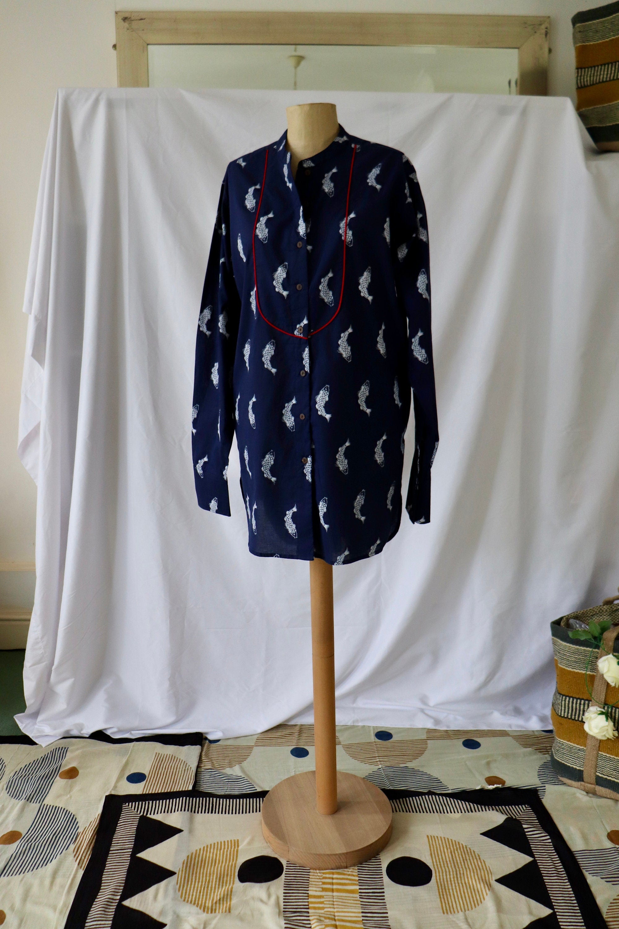 Top  shirt  retro night- shirt white with lobster print