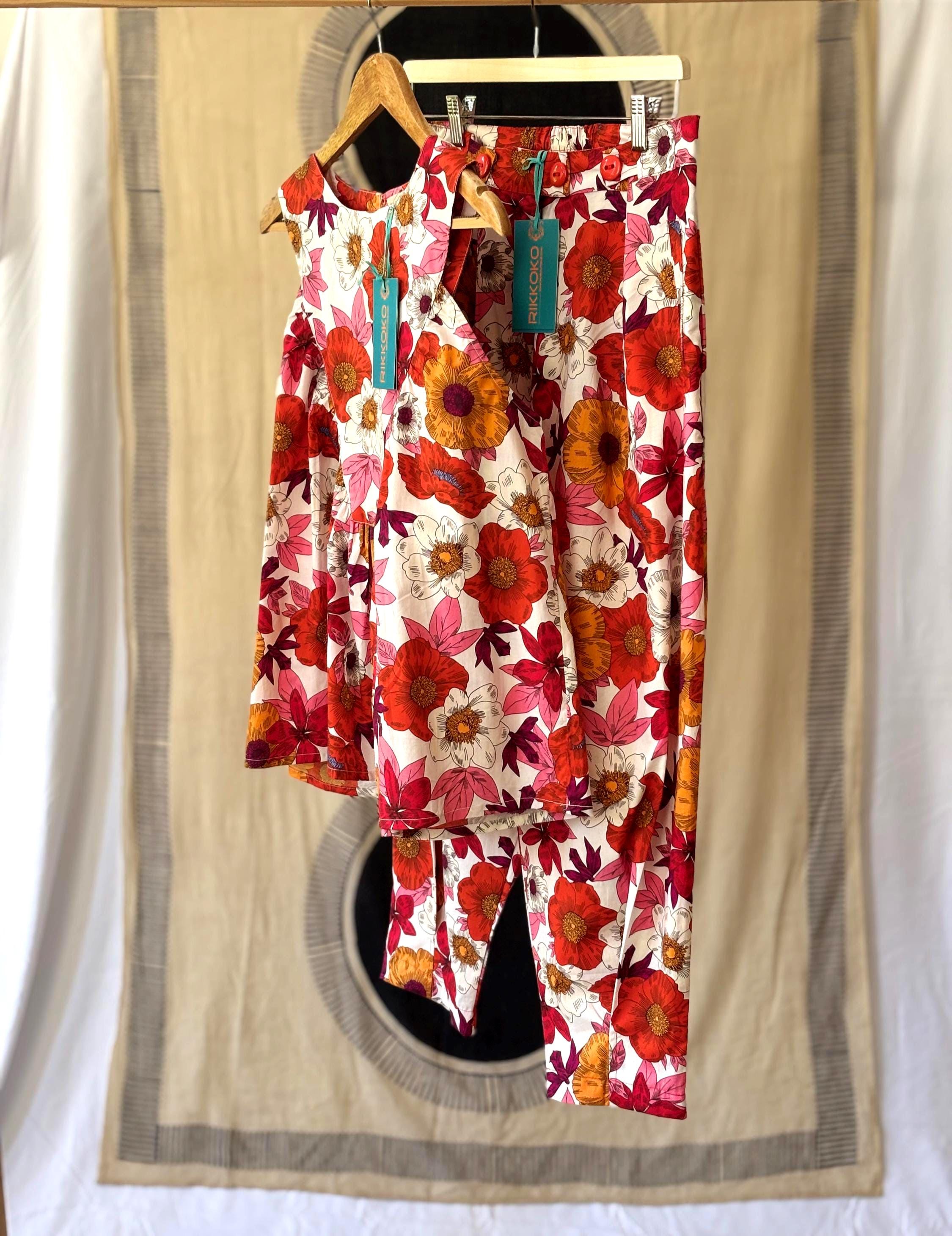 60s Floral Cotton Poplin Set: Sleeveless Top & High-Waisted Pants