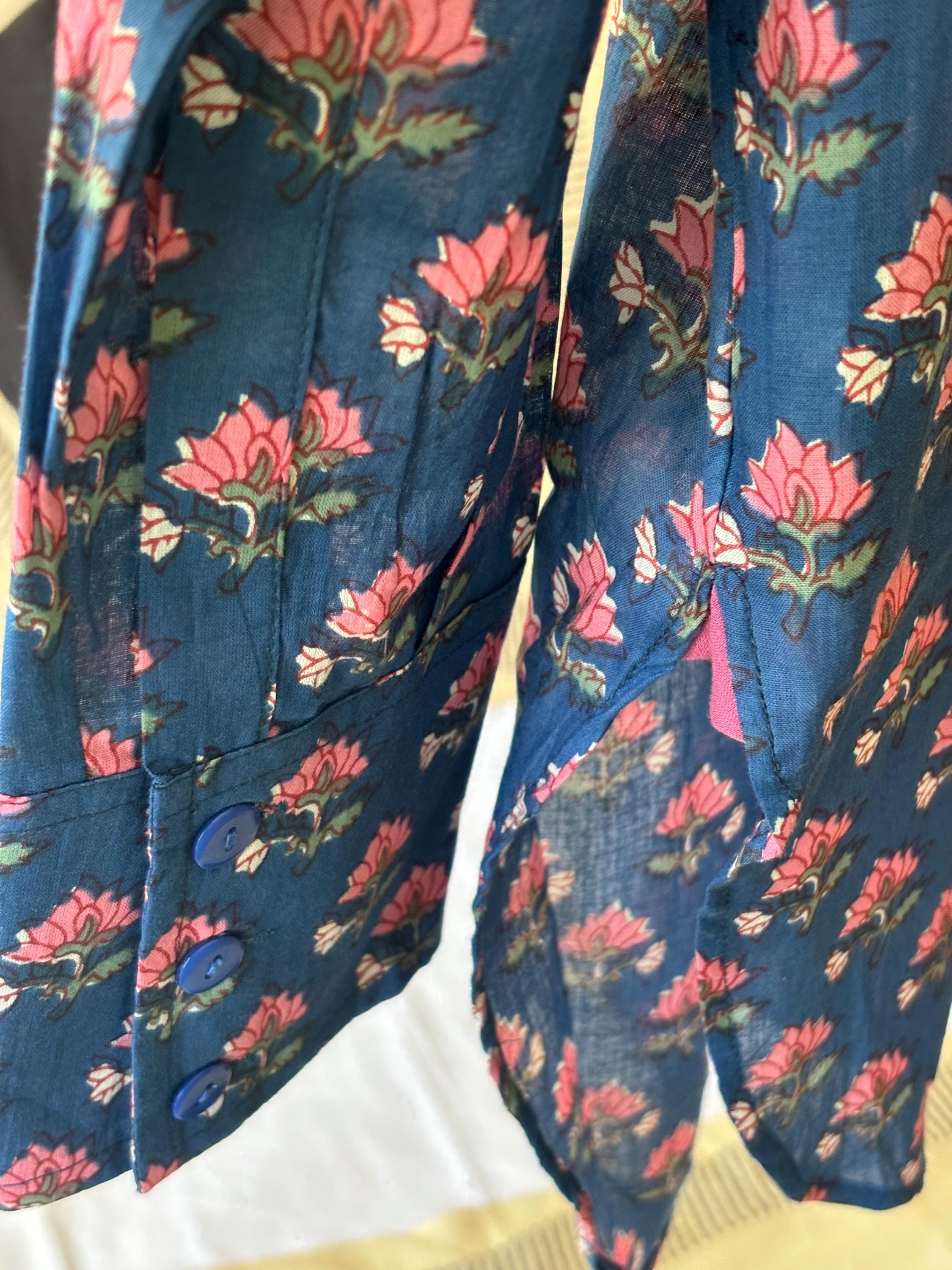 Floral printed  woman shirt blouse retro  looking made of cotton and floral block print