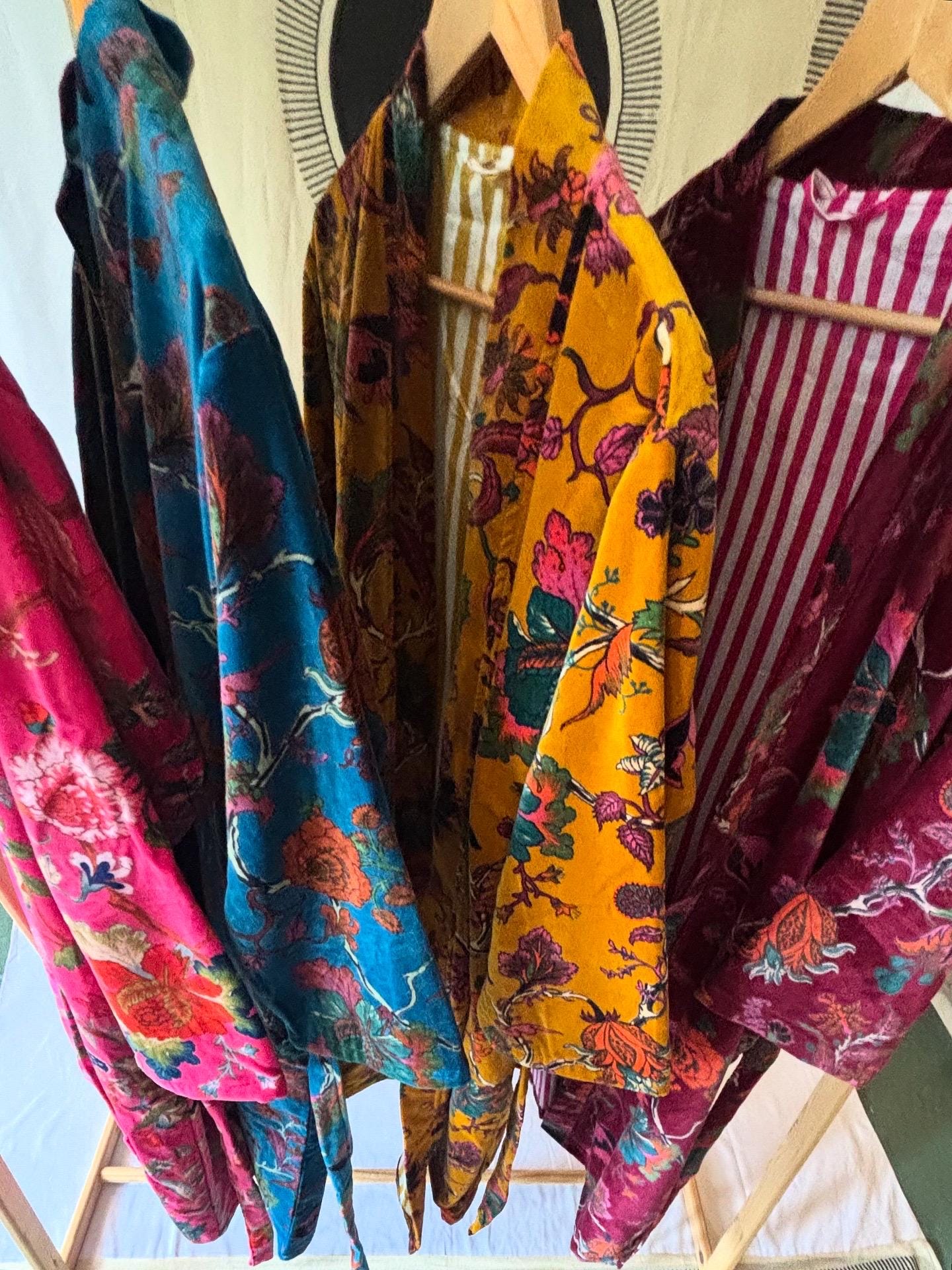 Floral Velvet Kimono Robe: Boho Cotton Gown with Pockets & Belt